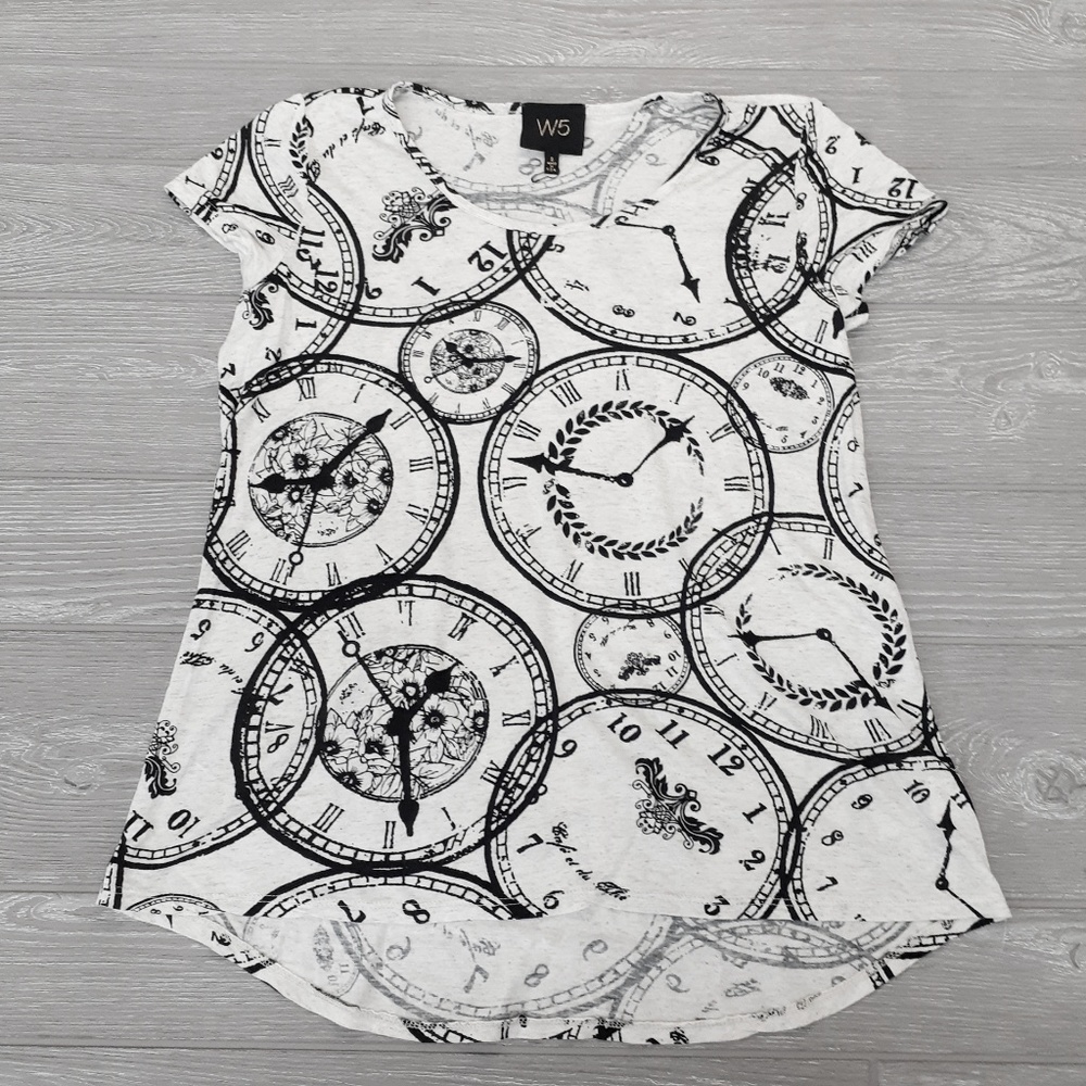 3/$20 W5 womens clock print shirt size s